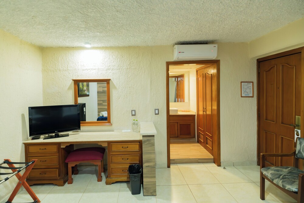 Hotel Santiago de Compostela 57/66