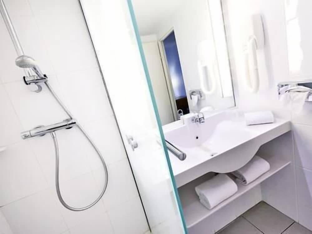 Golden Tulip Troyes 49/50