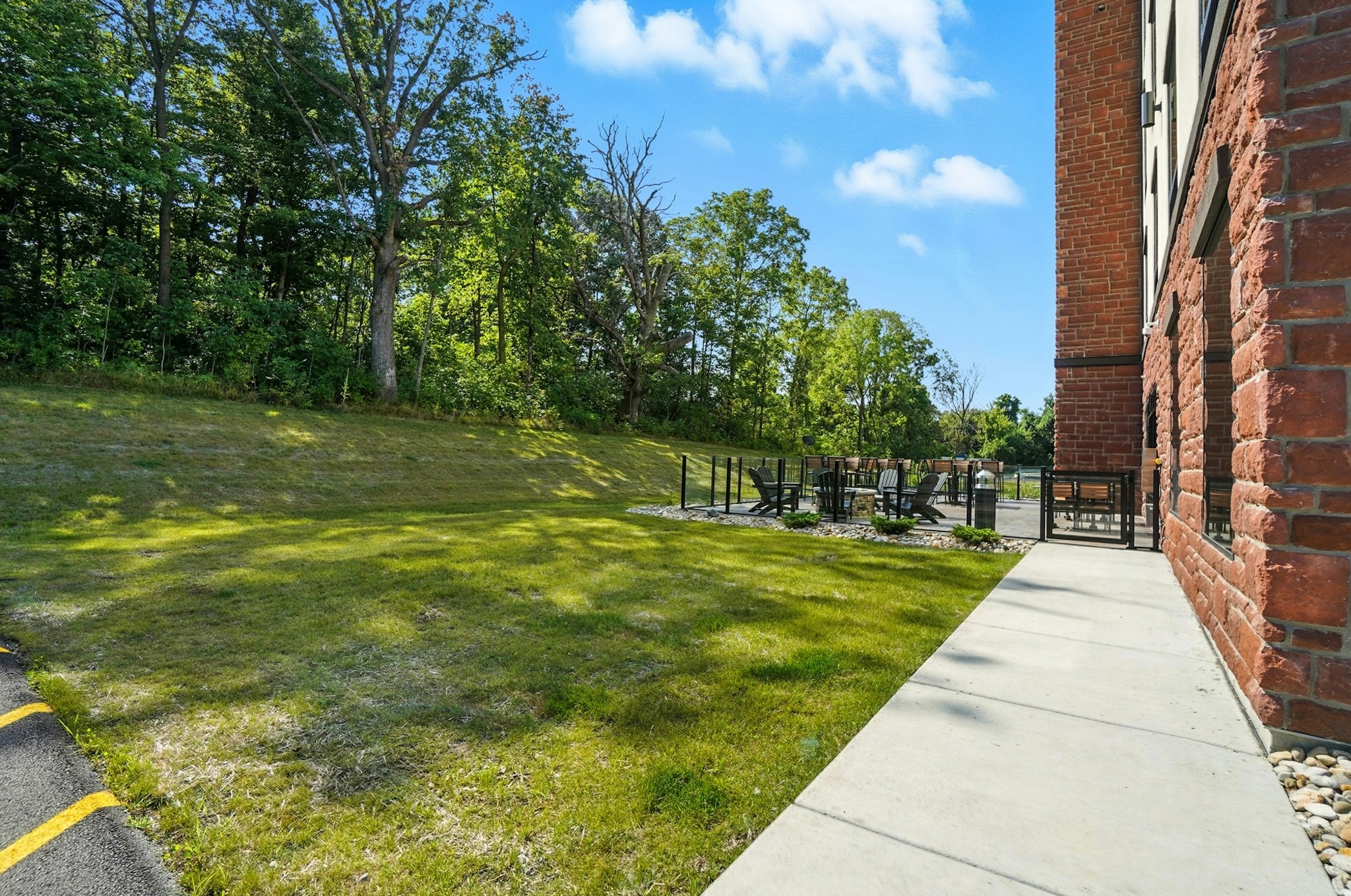 Cobblestone Hotel & Suites-Bellefontaine 46/50