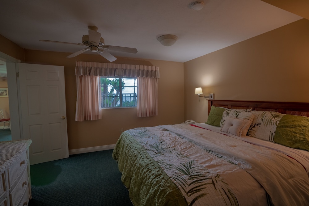Cliff House Inn 26/71