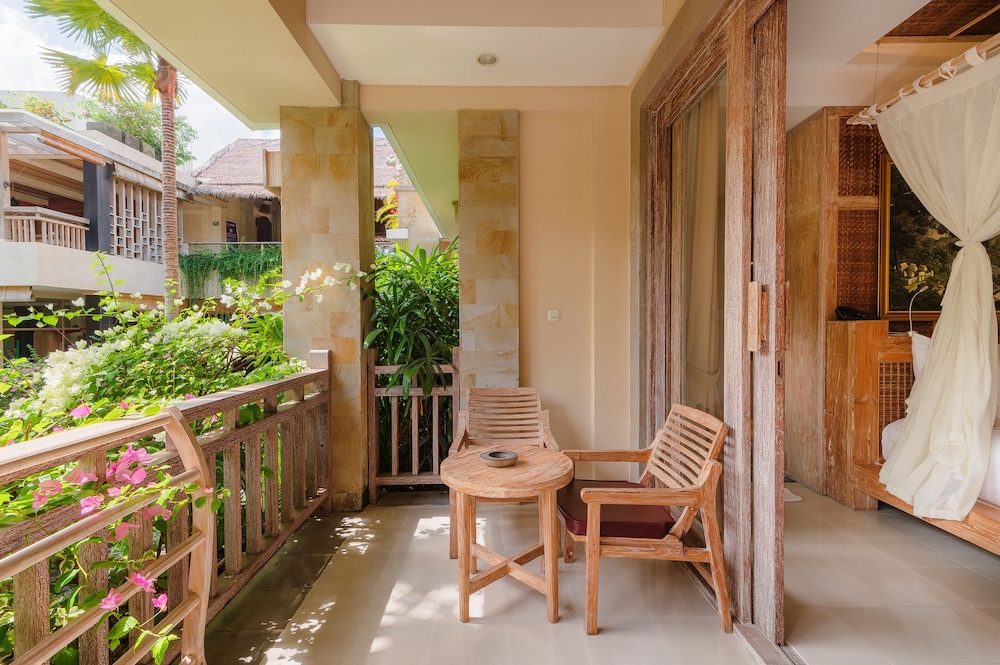 The Udaya Resort Spa 33/74