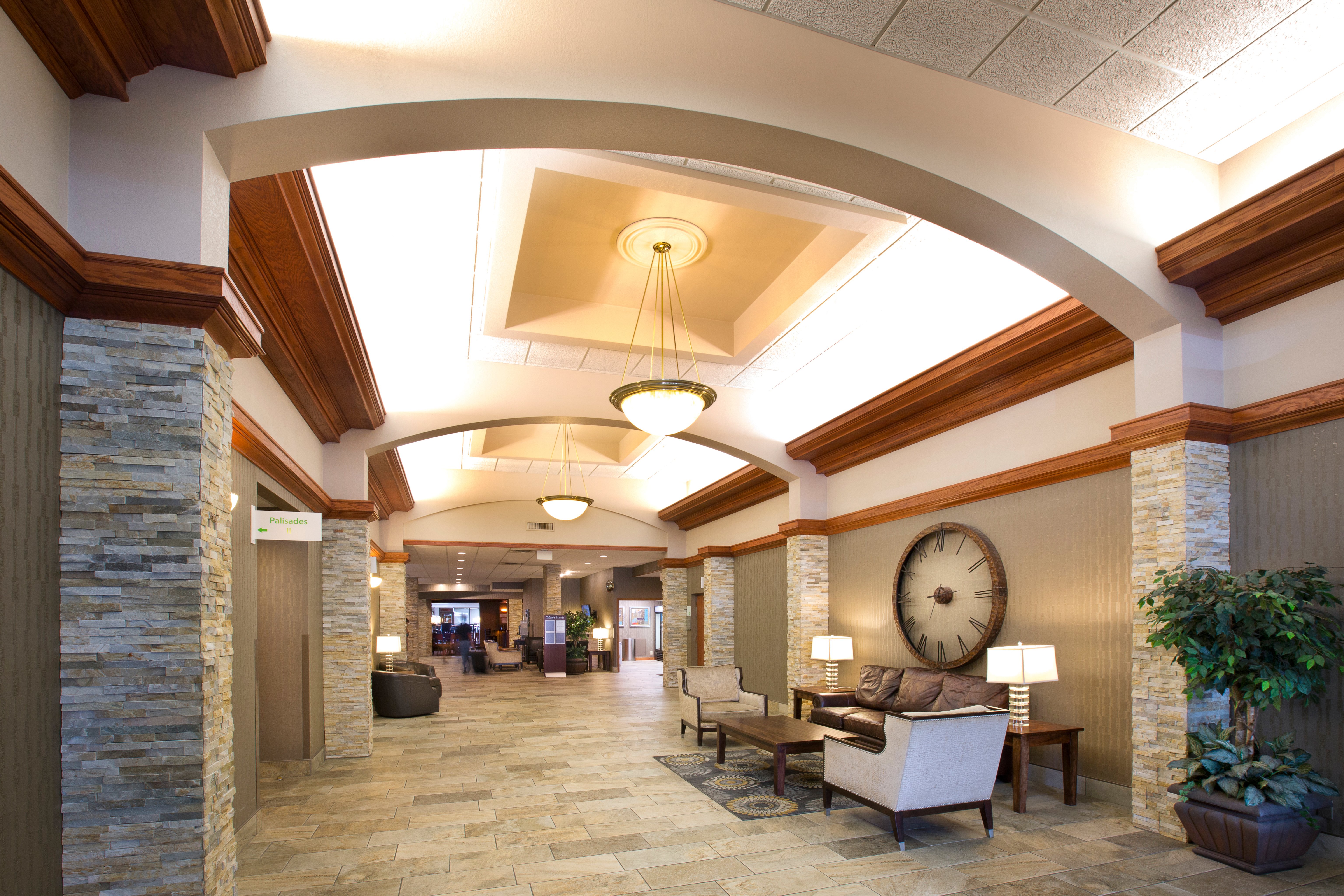 Holiday Inn Sioux Falls-City Centre, an IHG Hotel 6/38