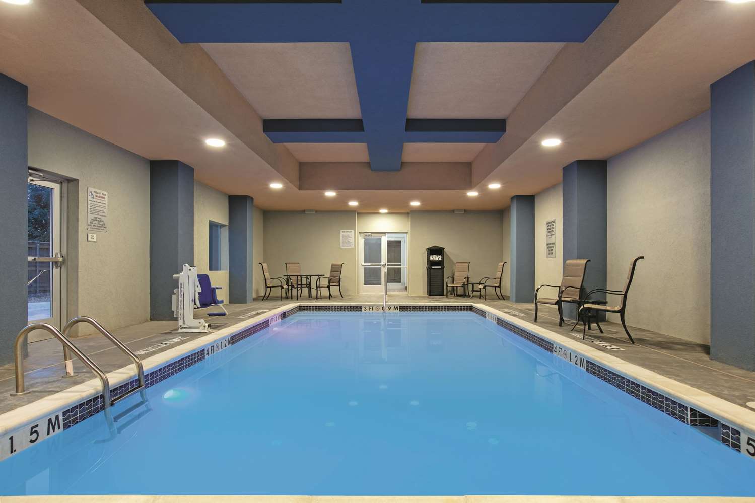 La Quinta Inn & Suites by Wyndham Amarillo Airport 8/14