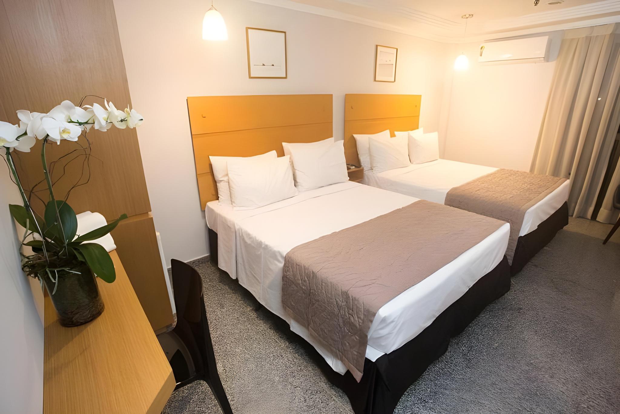 Premier, Deluxe, 2 Double Beds