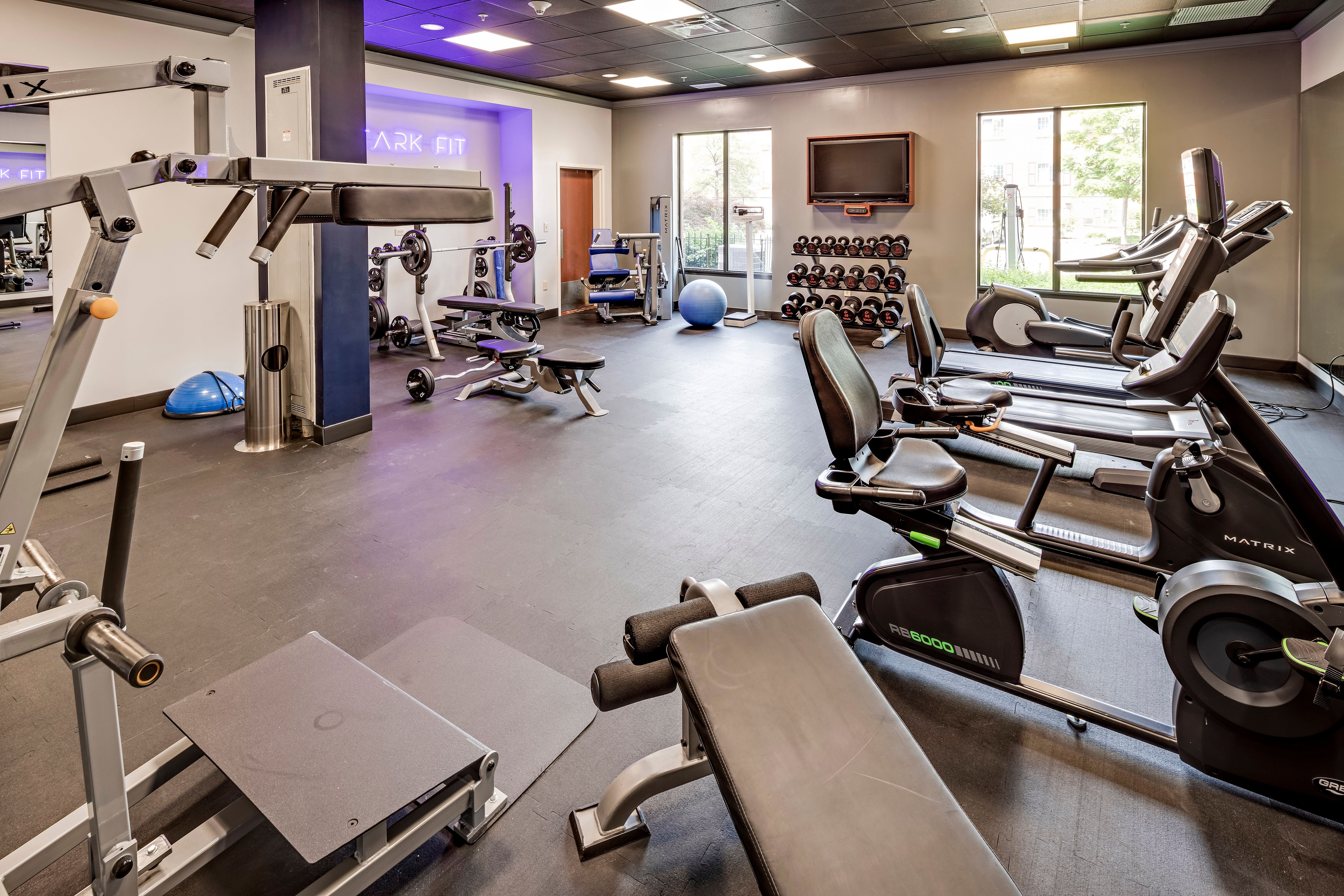 Holiday Inn Express Hotel Suites Columbus Univ Area Osu 36/62