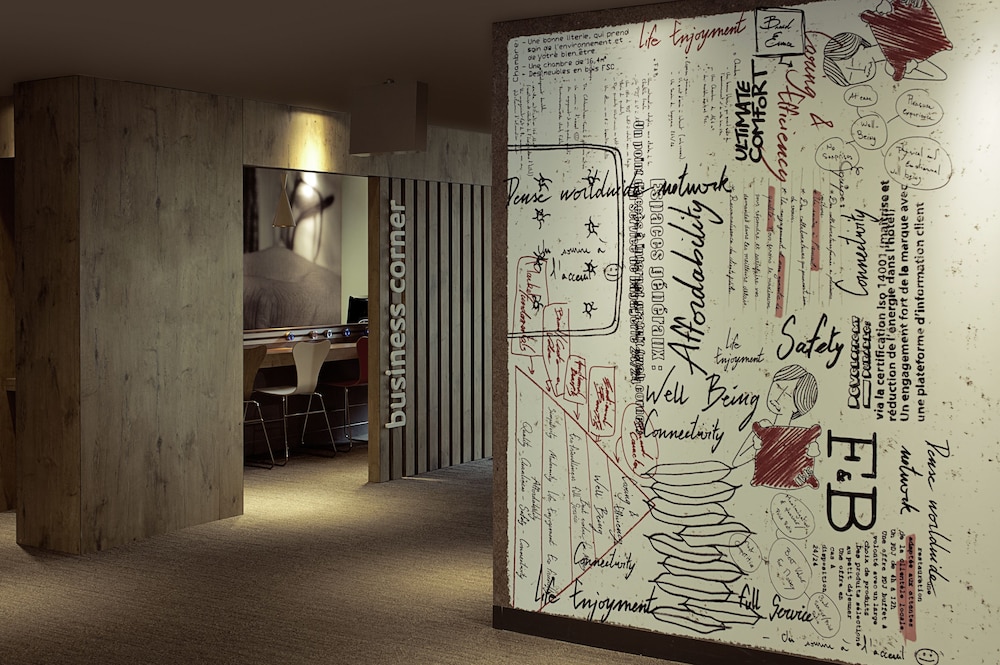 Ibis Paris Porte dOrleans 41/75