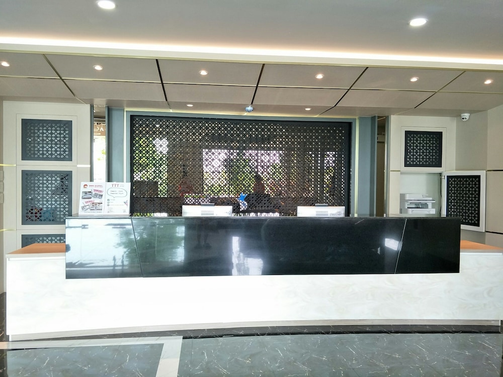 Atk Garden Hills 8/48