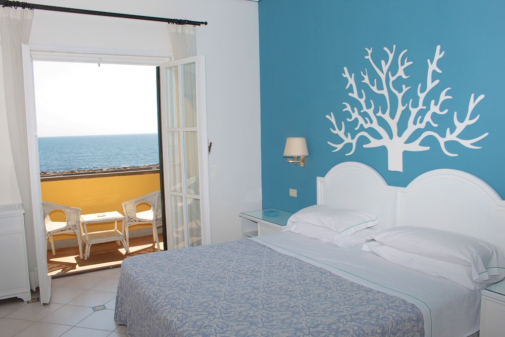 Mercure Civitavecchia Sunbay Park Hotel 16/65