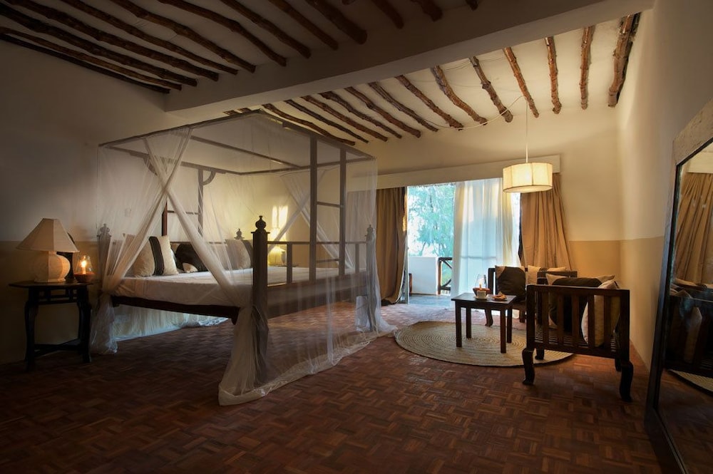 Barracuda Inn Resort 24/51