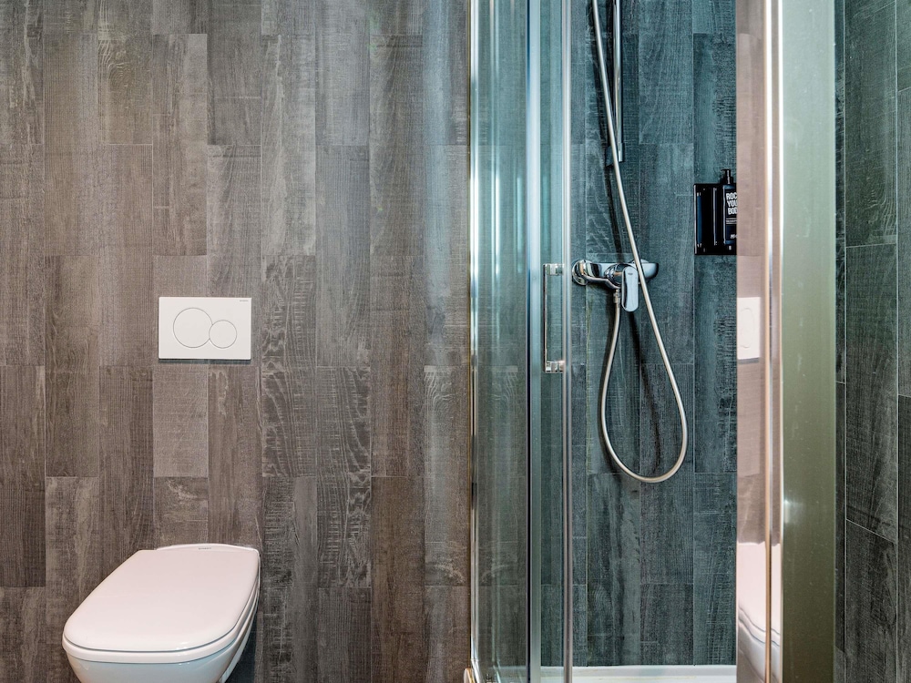 Ibis Madrid Fuenlabrada 67/68
