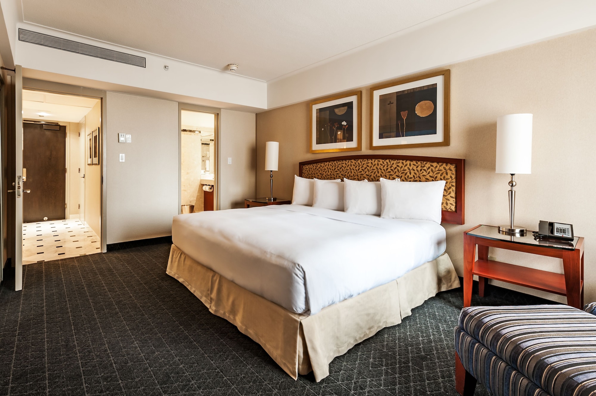 EXECUTIVE, SUITE