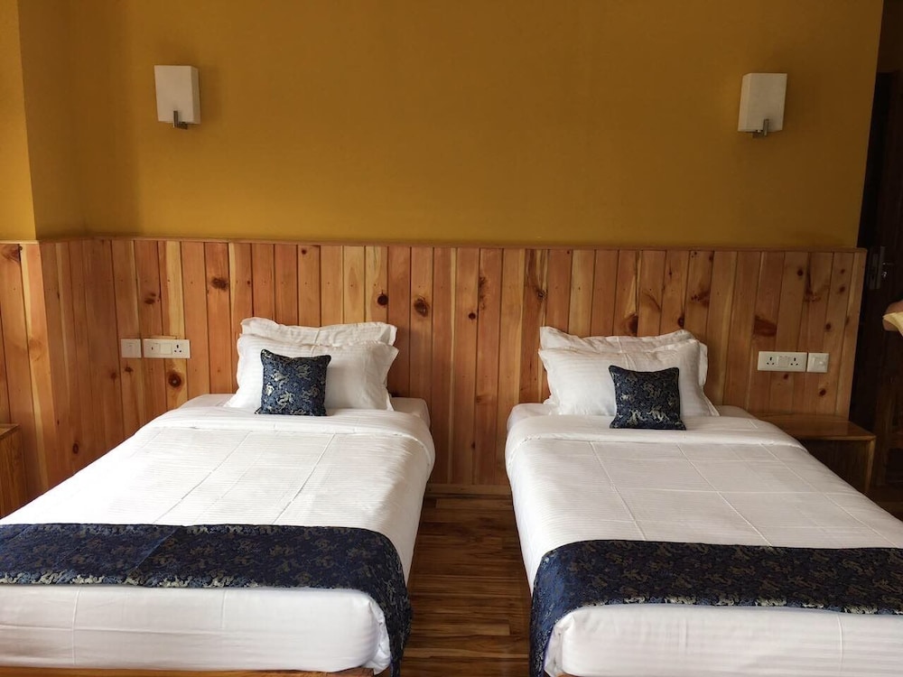 Hotel Khamsum 13/32