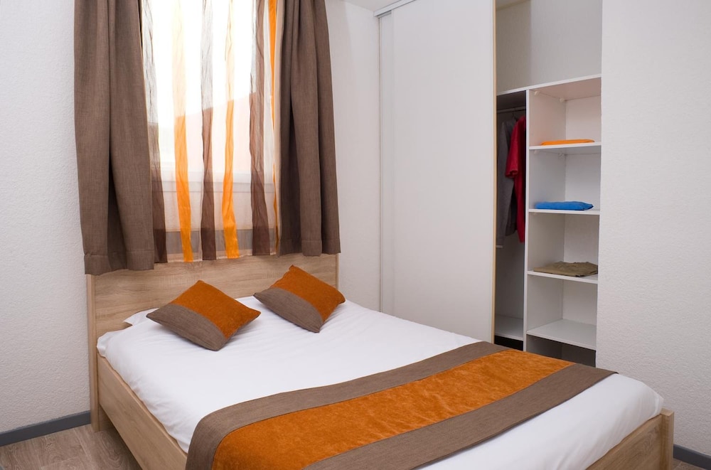 MADAME VACANCES- RESIDENCE LES CONSULS DE LA MER 5/29