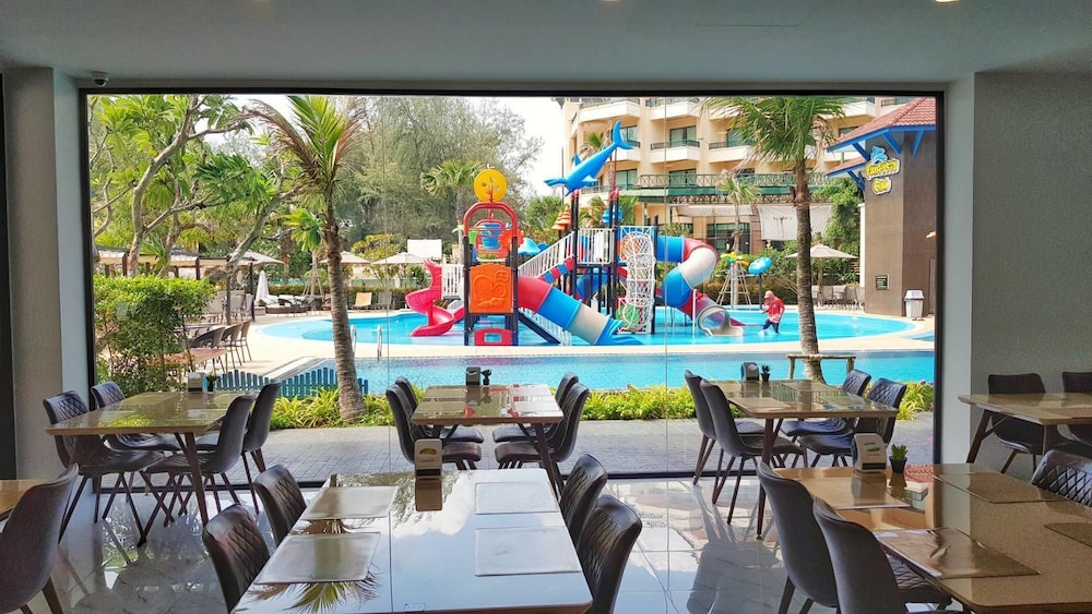 The Bed Vacation Rajamangala Hotel 34/50