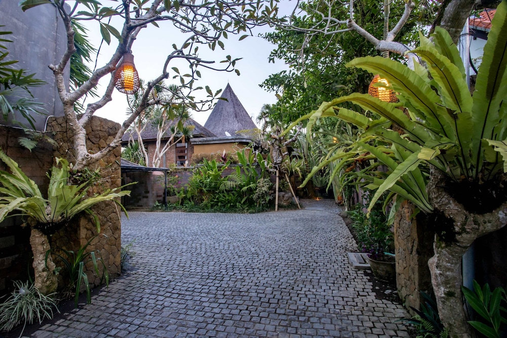 Arya Swara Villa Ubud 63/67