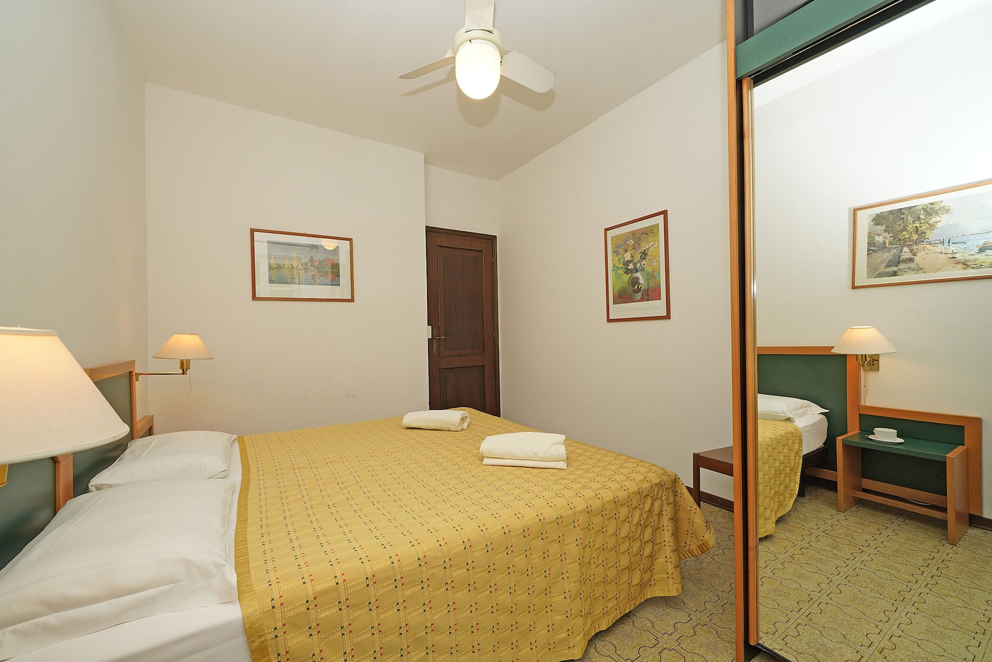 2 BEDROOMS, BASIC, APARTMENT