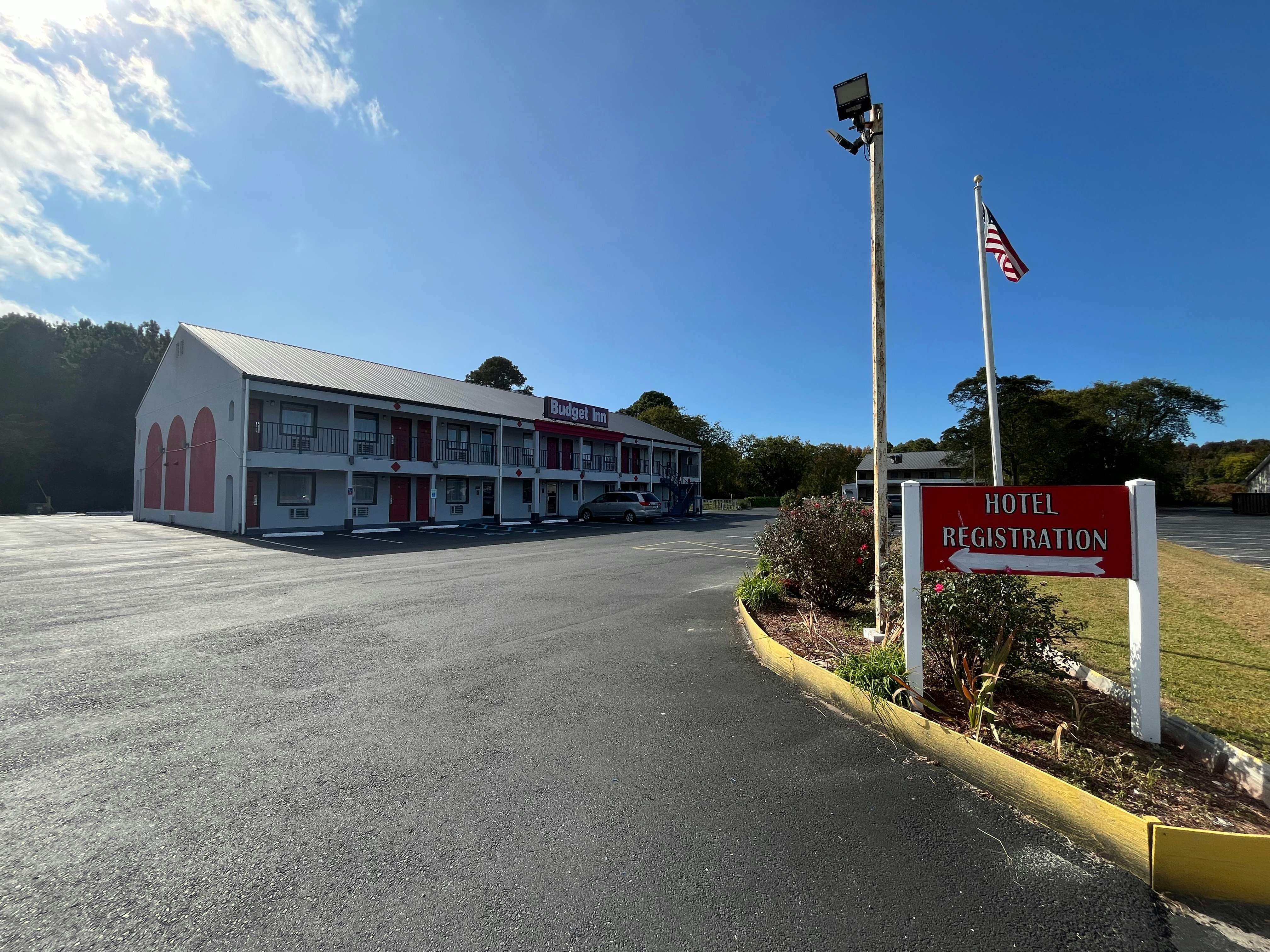 Budget Inn Nassawadox Hwy 13 8/8