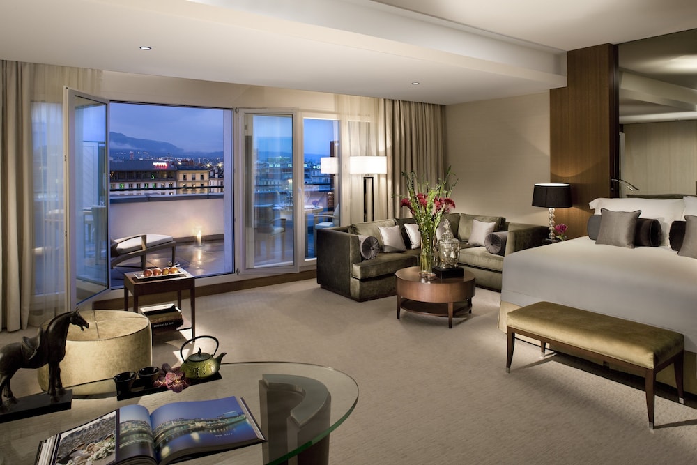 Mandarin Oriental, Geneva 50/82