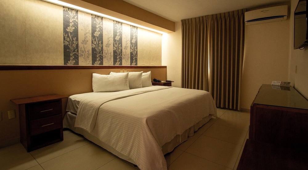 Hotel Las Palomas 24/59