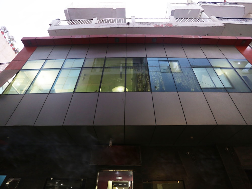 OYO 12868 Hotel City Lite 2/17