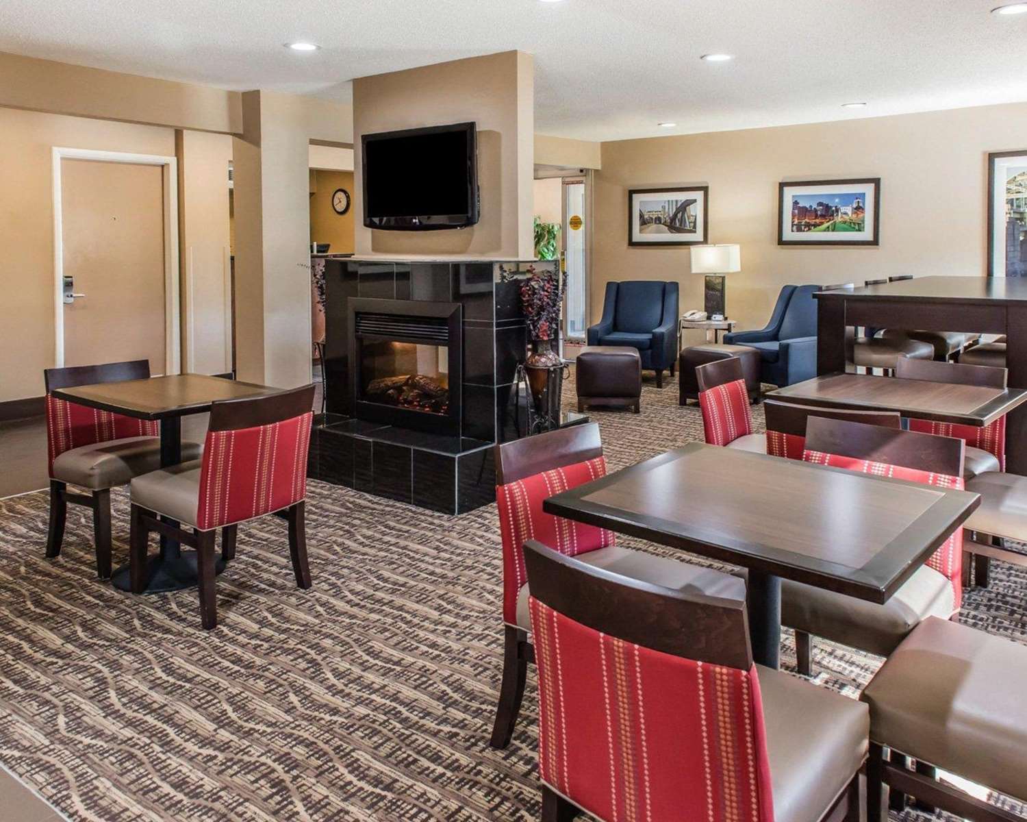 Quality Inn Belle Vernon, PA 20/24
