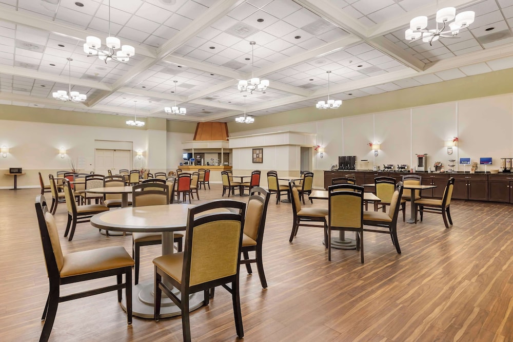 Best Western Watertown Fort Drum 41/55