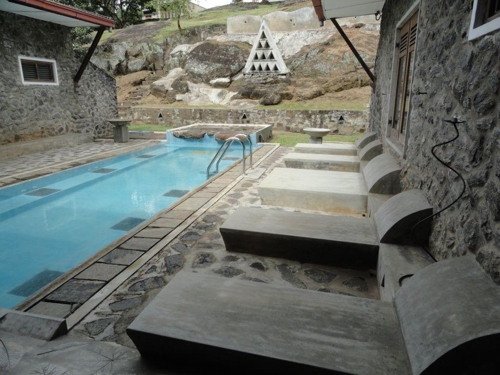 Serendip Stone Hotel and Bungalow 16/41