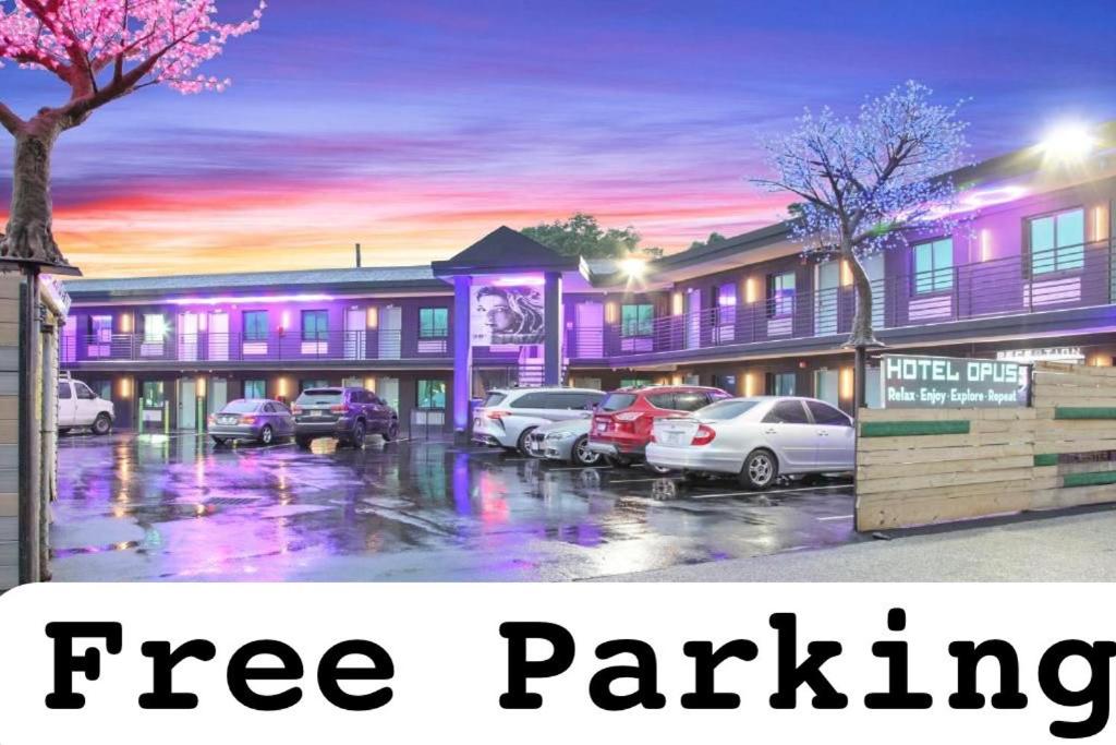 Hotel OPUS Bronx Near Bay Plaza Mall 7/46