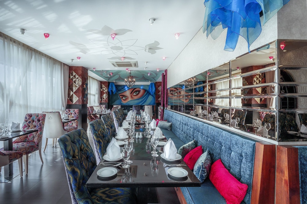Imani Suite Seminyak 35/50