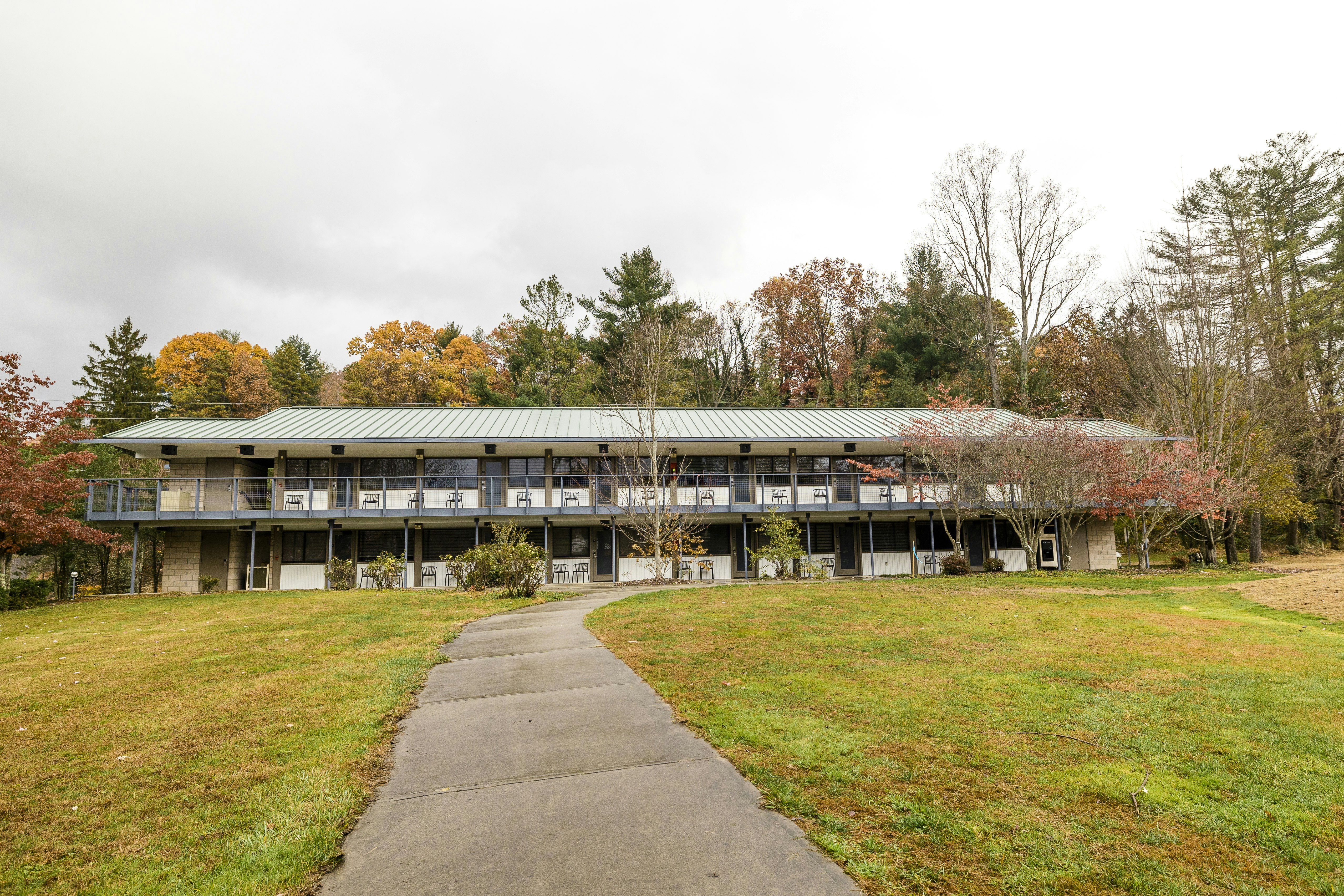 Waynesville Inn and Golf Club, Tapestry Collection by Hilton 62/72