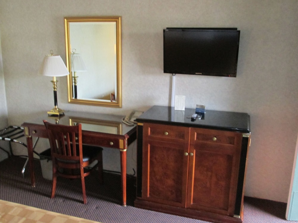 Discovery Inn 34/43