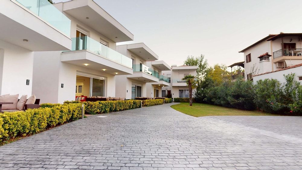 Acrotel Porto Brava Luxury Villas 61/65