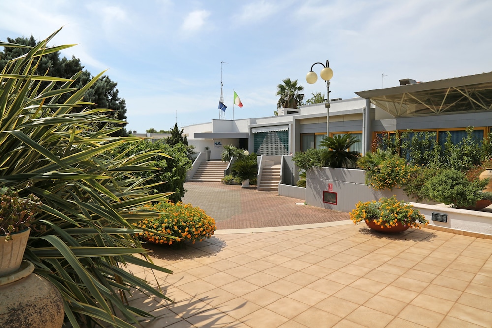 Hotel Santa Lucia 54/71