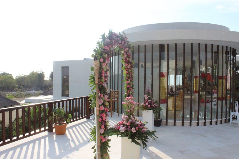 Mahagiri Villa And Spa Dreamland 11/71