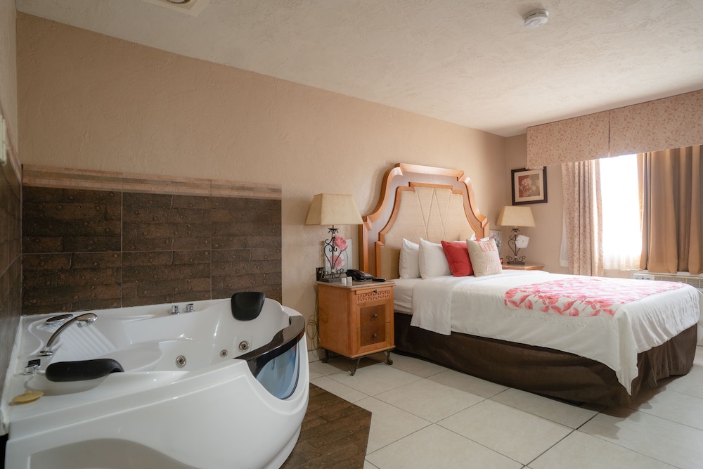 Quality Inn Suites Near the Border 17/67