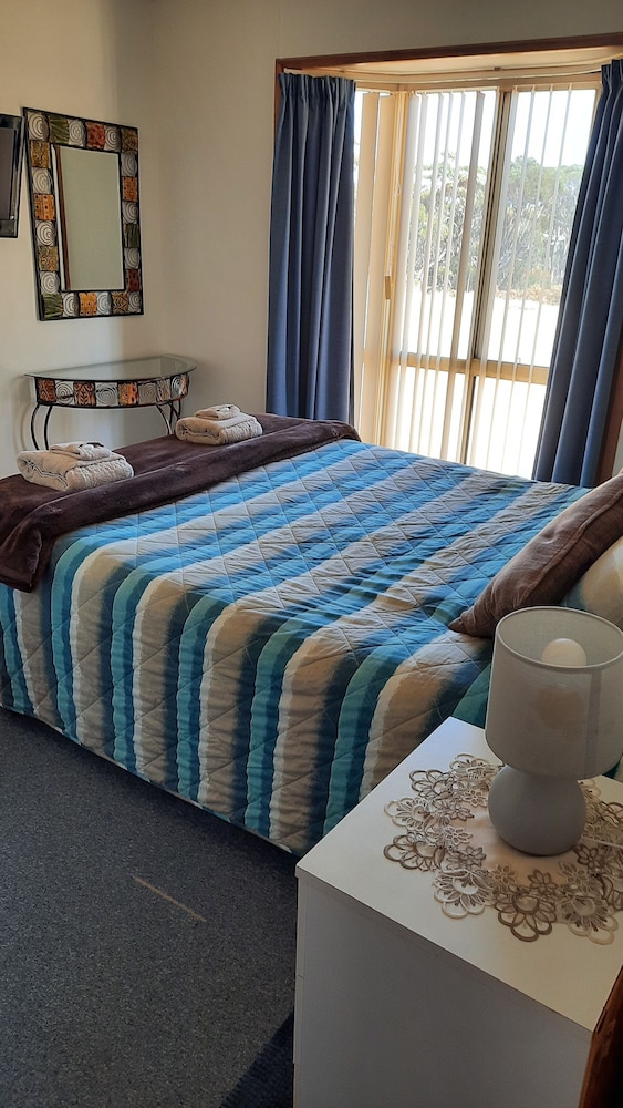 Kangaroo Island Accommodation 2/27