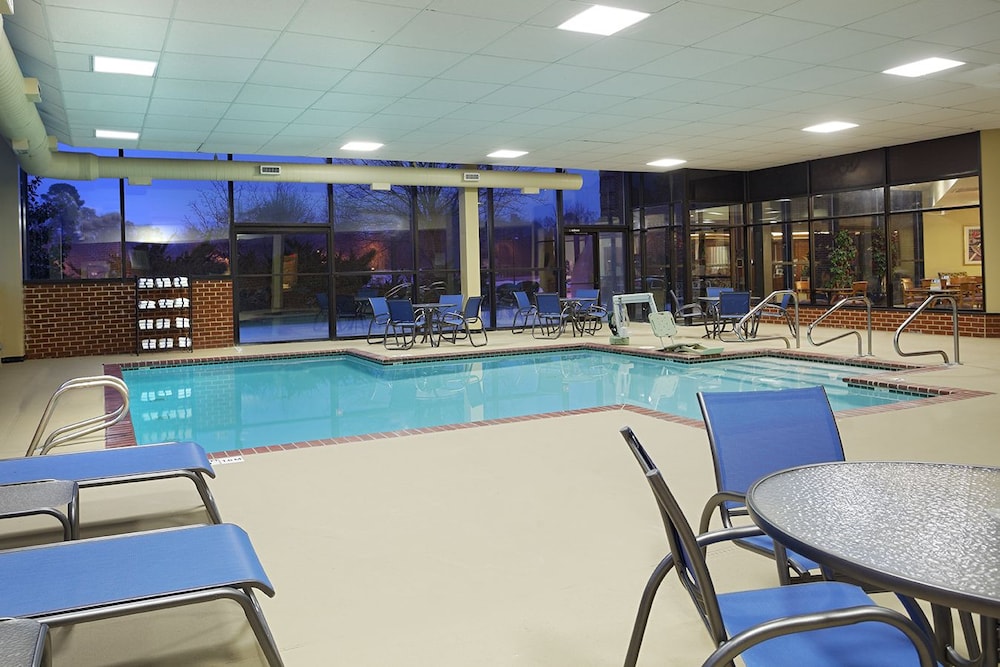 Comfort Suites Innsbrook Short Pump 27/52