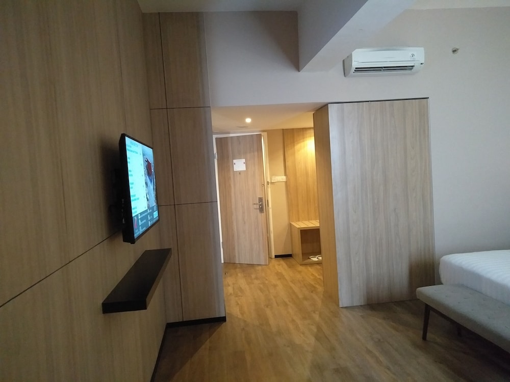 The Zuri Palembang 27/58