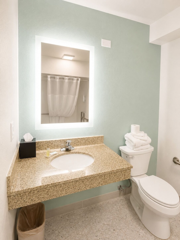 Travelodge by Wyndham Rapid City/Black Hills 57/57