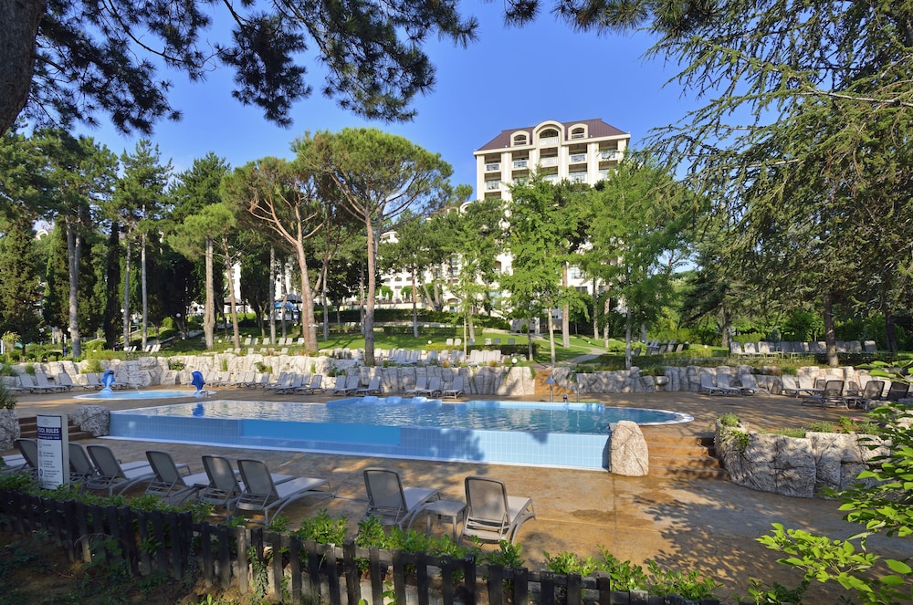 Melia Grand Hermitage 3/81