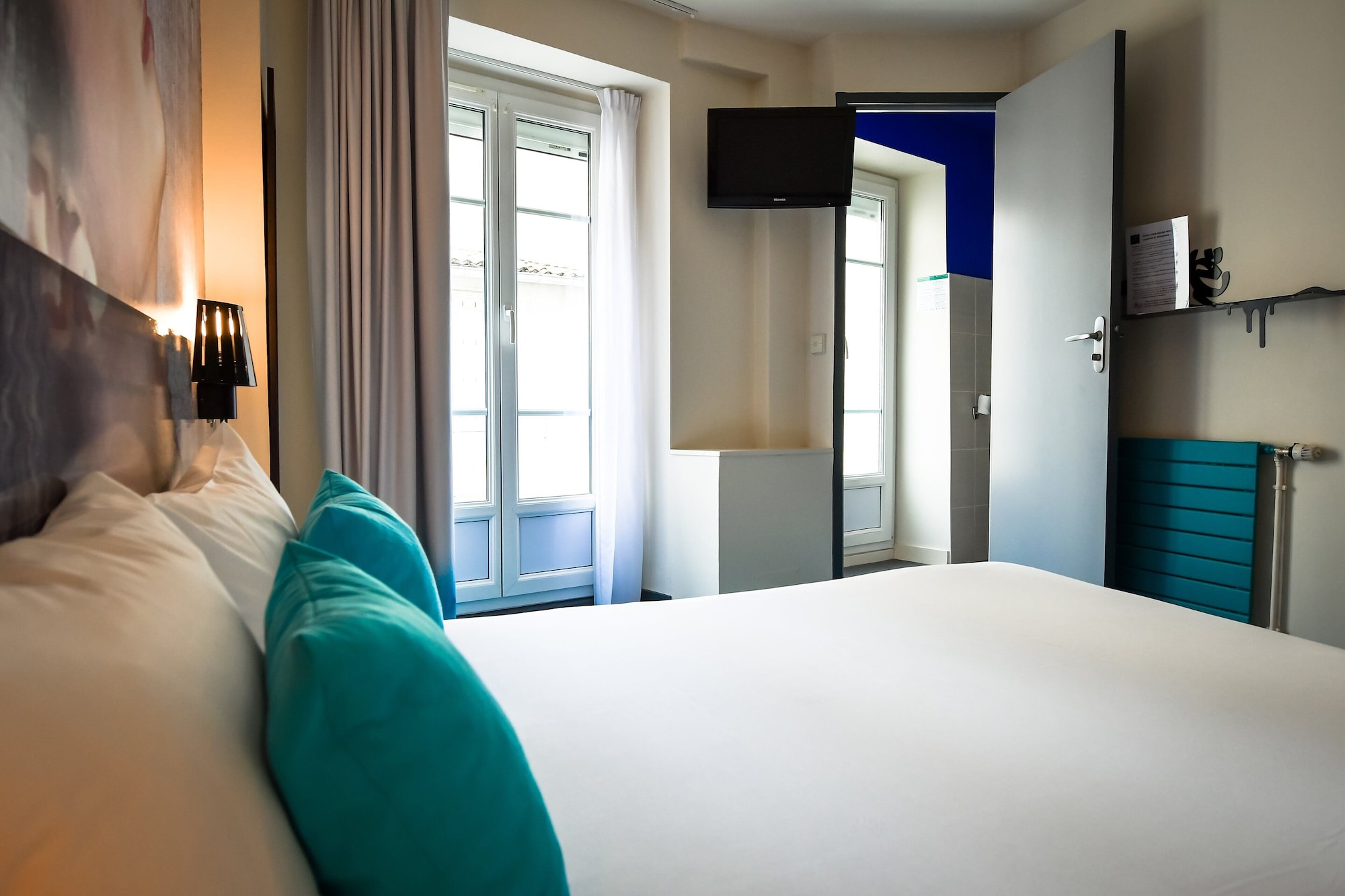COMFORT, DOUBLE BED