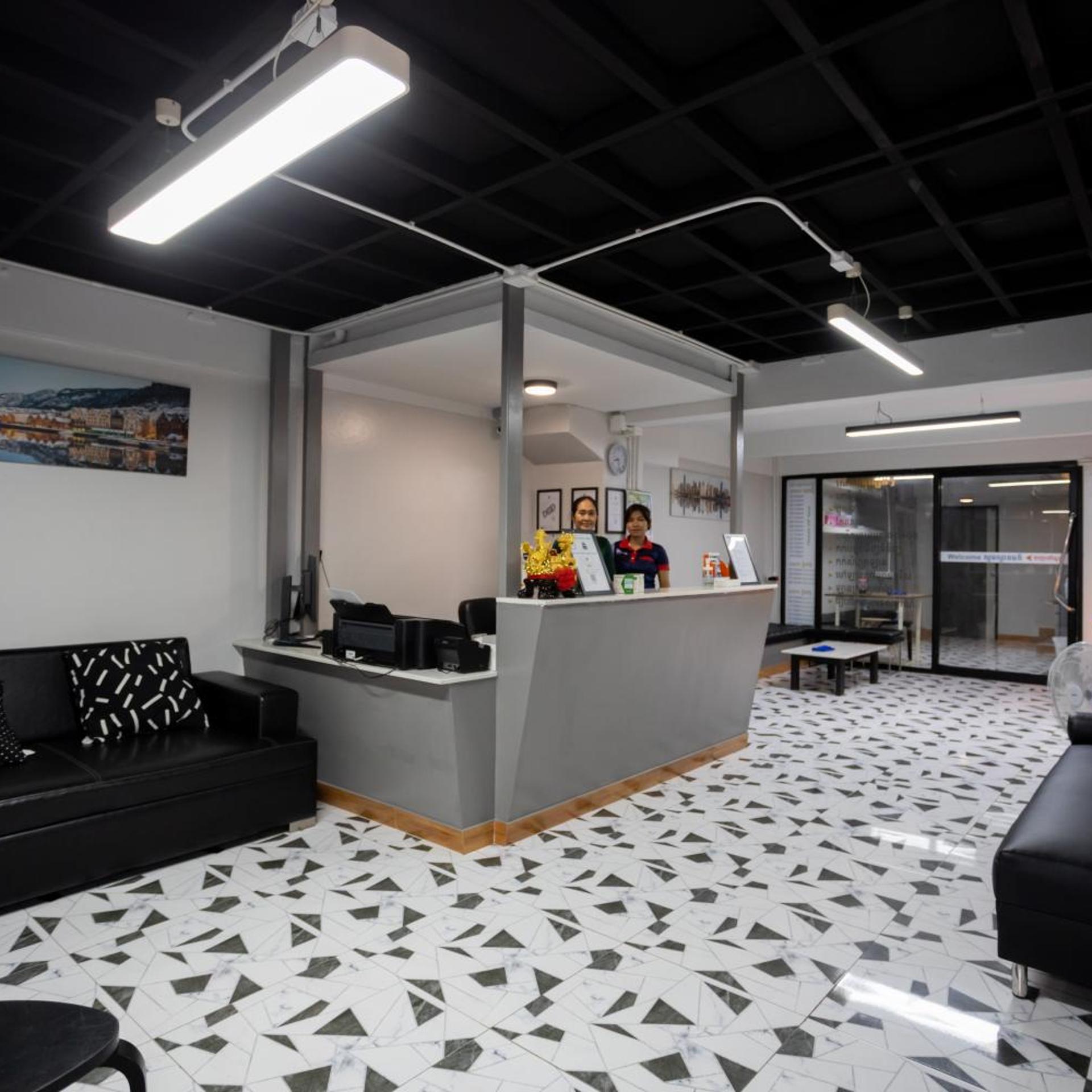 Pratunam Family House 2 8/50