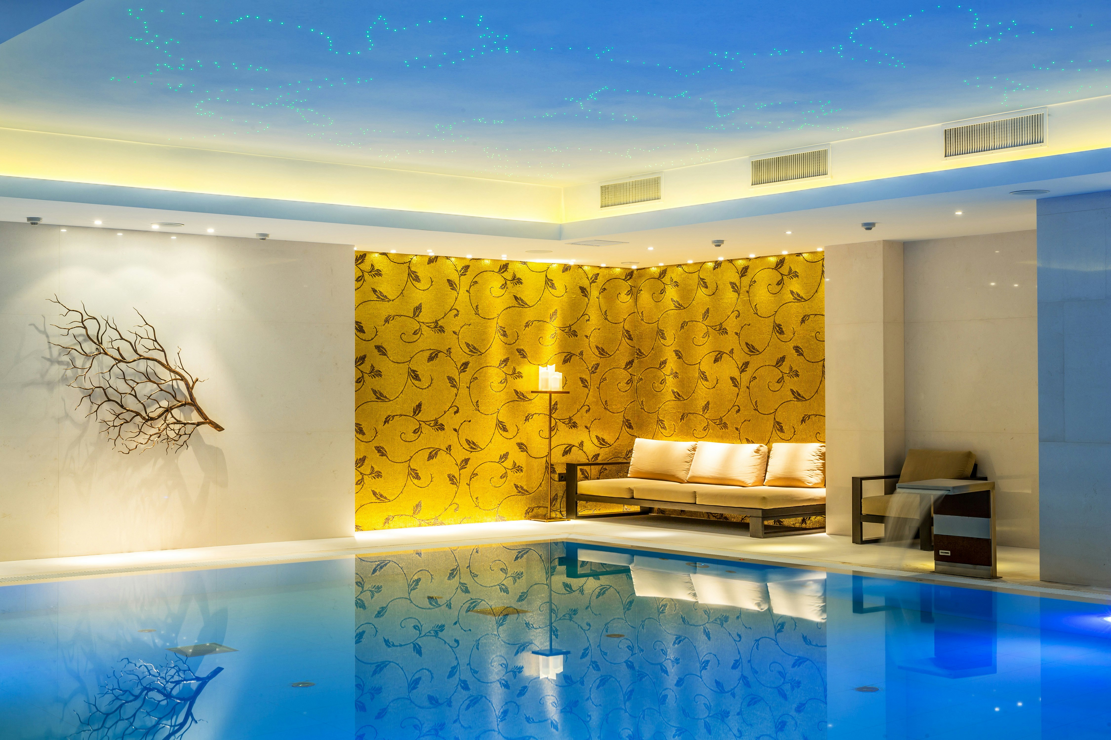 Hilton Kyiv 36/70