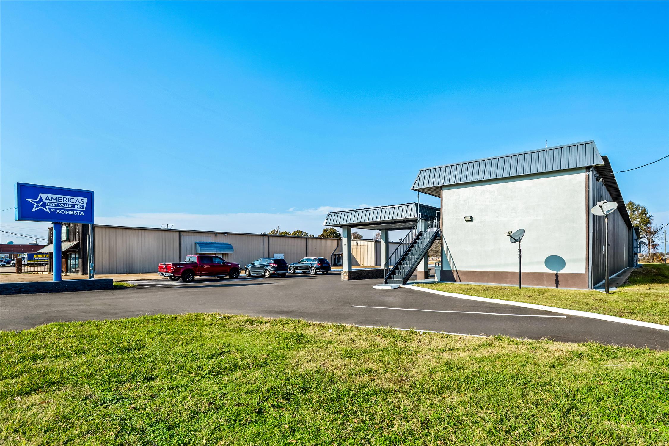 Americas Best Value Inn Indianola 23/26