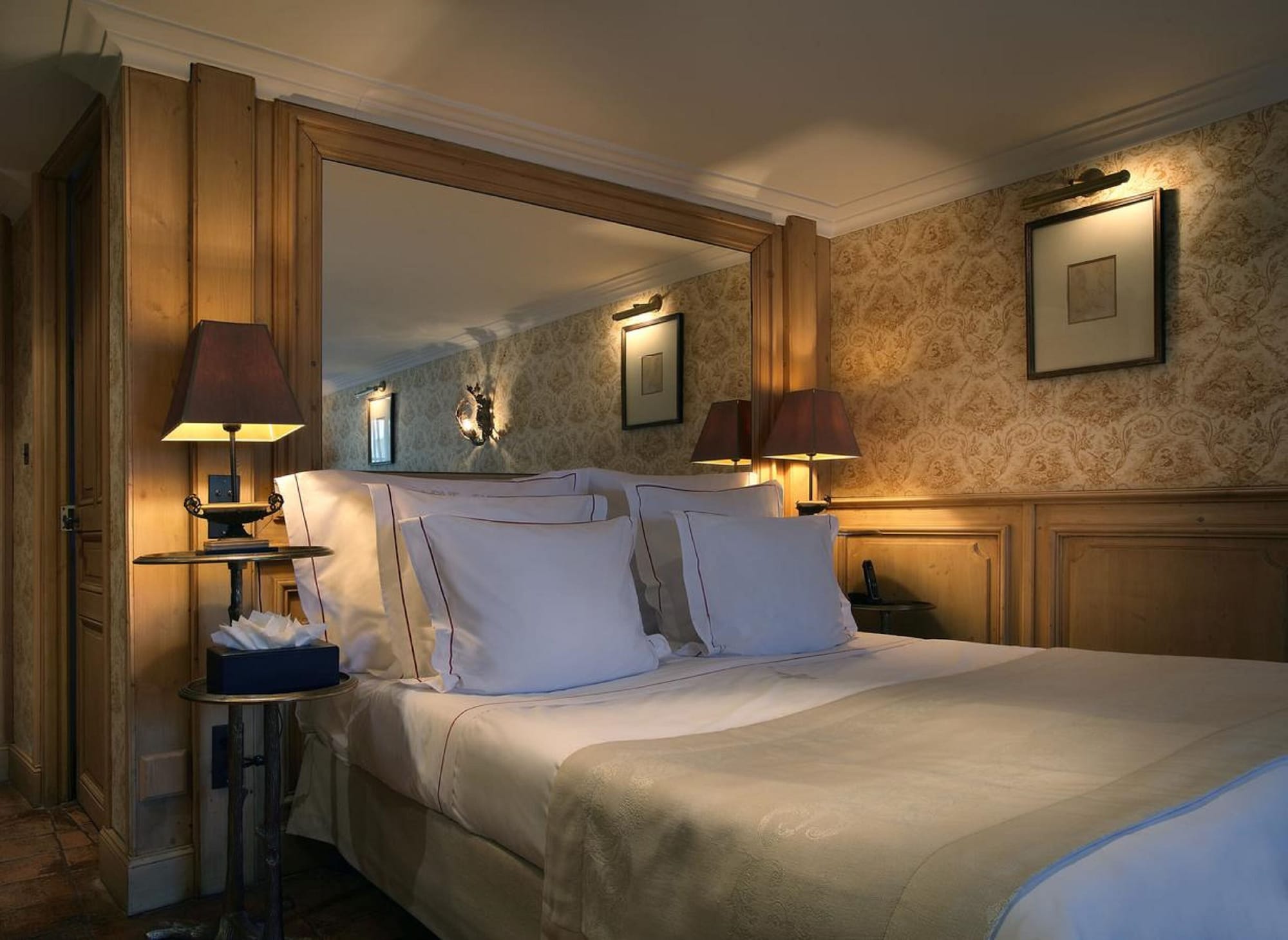 STANDARD, DOUBLE BED