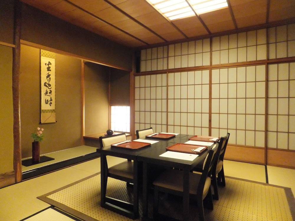 Sakanoue 37/48