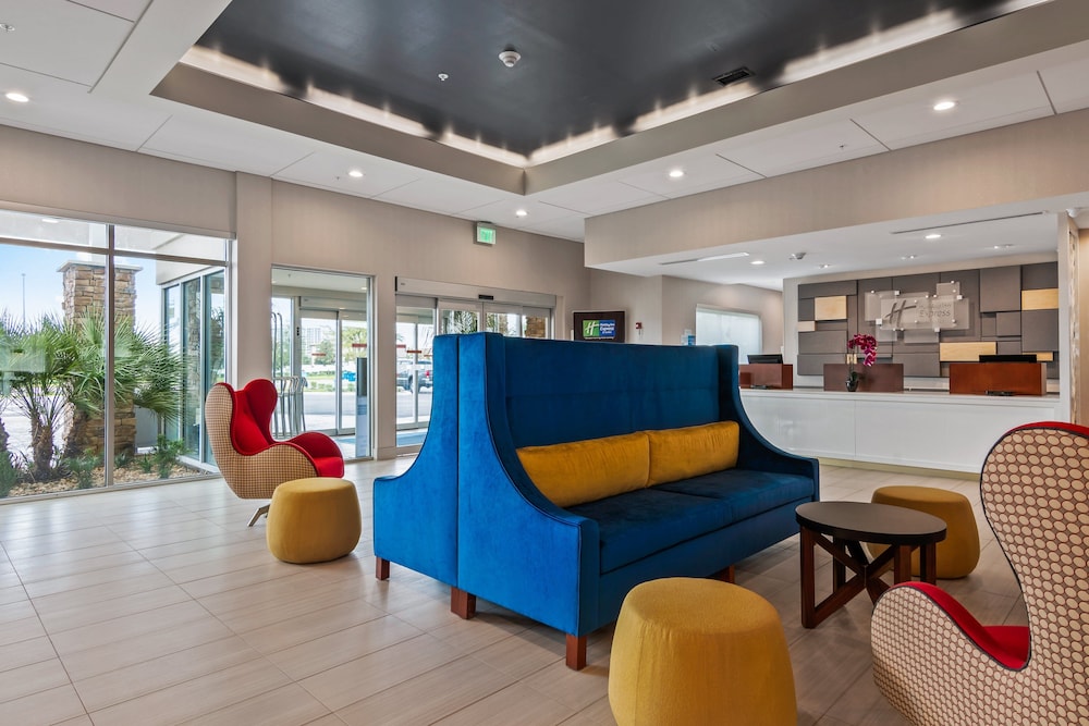 Lobby at Holiday Inn Express Suites Orlando Lk Buena Vista Area, ORLANDO - FL