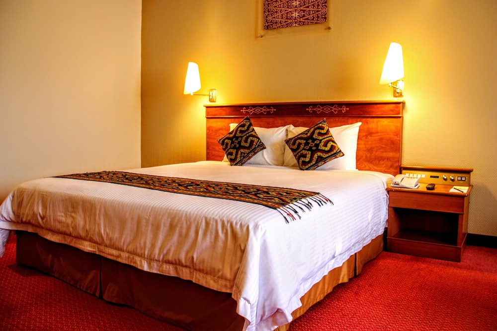 HOTEL GRAND CONTINENTAL KUCHING 33/89