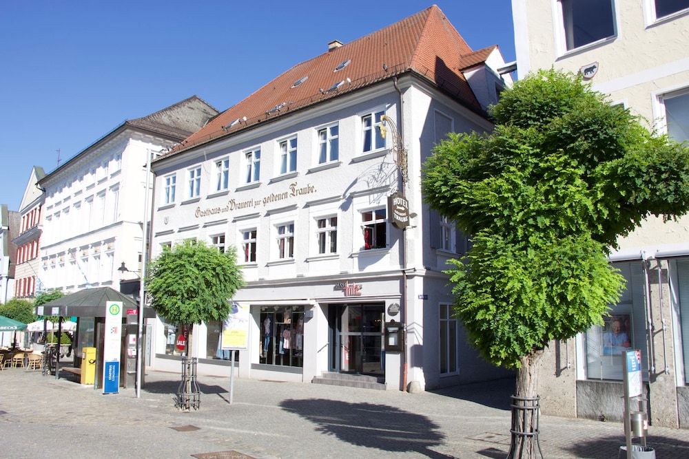Hotel Goldene Traube 6/50