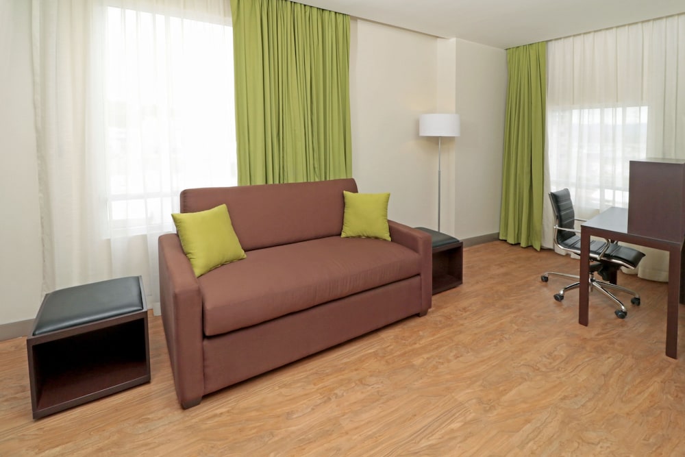 Staybridge Suites San Luis Potosi 48/73
